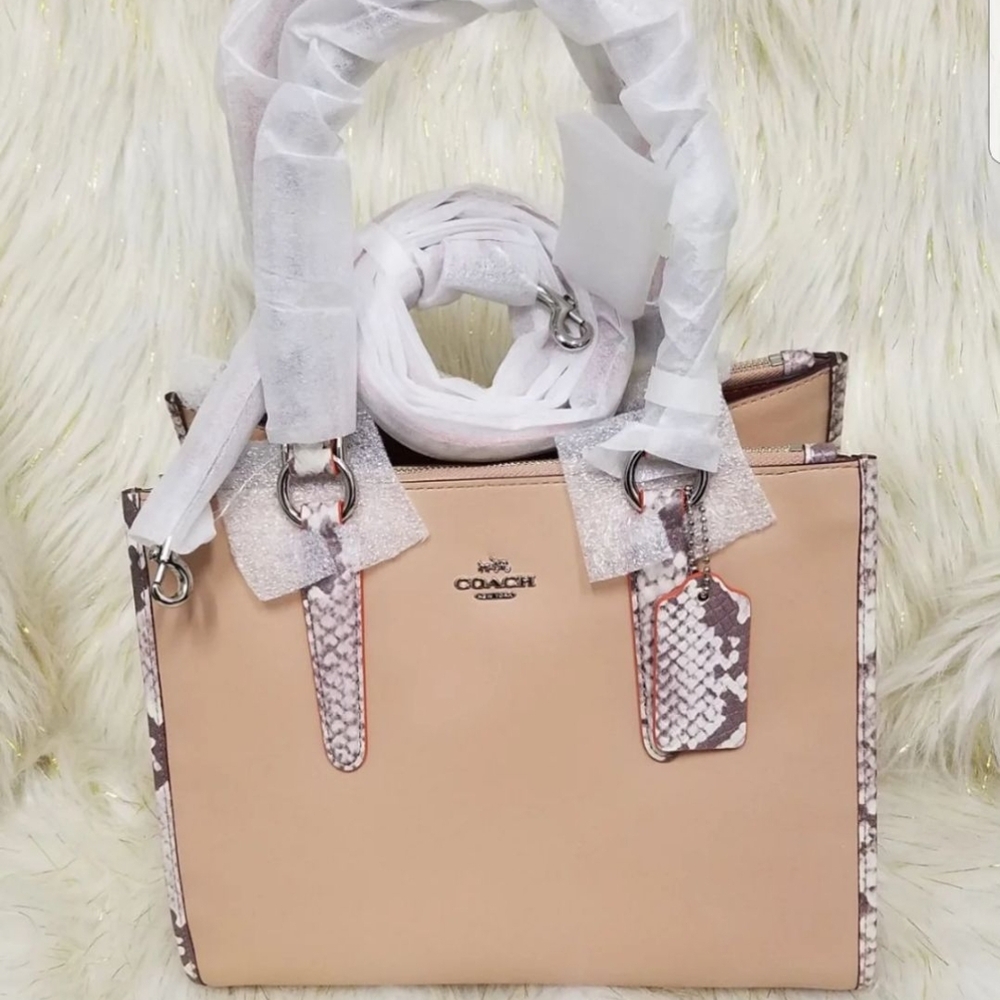 Brand New Authentic Coach TOTE/SATCHEL MSRP $450